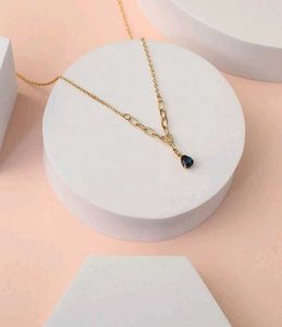 Elegant Blue Pendant Necklace