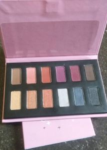 12 Color Eyeshadow Palette - Pink Case