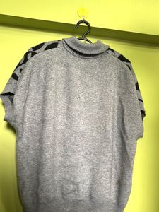 Women's Graphic Zip-Up Knit Cardigan