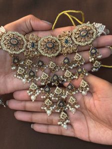 Exquisite Kundan Pearl Choker Set