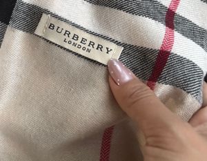 Burberry Classic Check Scarf