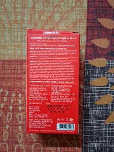 Dot &amp; Key Strawberry Dew Tinted Sunscreen