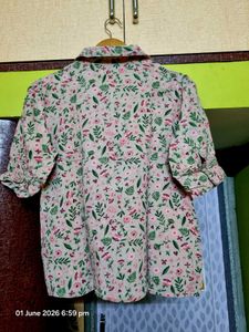 Cute Floral Print Button-Up Shirt
