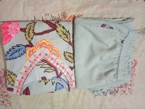 Beautiful Floral Print Kurta Set