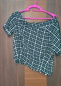 Chic Gingham Off-Shoulder Top