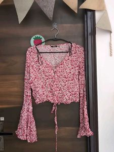 Retro Floral Print Tie-Front Flared sleeve Top