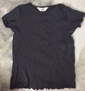 Basic Black T-Shirt with Lettuce Trim