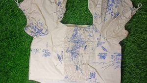 Floral Square Neck Puff Sleeve Crop Top