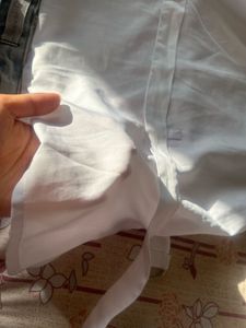 Cute White Sleeveless Top