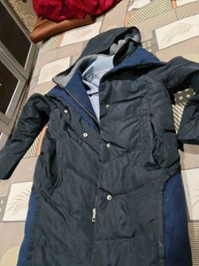 Stylish Black Puffer jacket hoodie and sweater fre