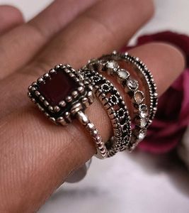 Pandora Ring Set of( 4 rings )