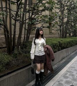 Elegan Ruffle skirt