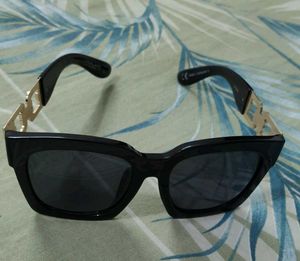 Stylish Black & Gold Sunglasses