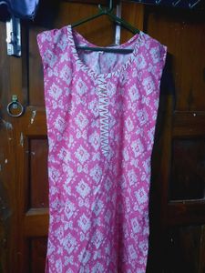 Pink Ethnic Kurta with White Print