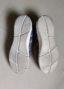 Chic Floral Ballet Flats