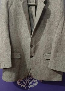 Classic Blazer - Versatile Style