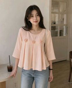 🌸Elegant Peach Blossom Pleated Crop Top🌸 ✨