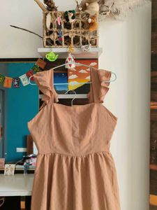 Frill sleeve dress