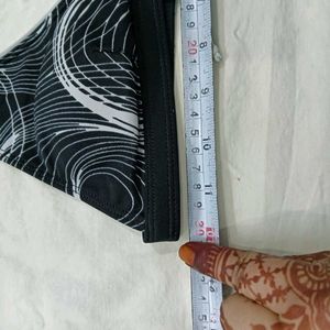 ⭐ Stylish Black &amp; White Swirl Bikini Top