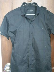 Men's Black Short Sleeve Grid Shirt