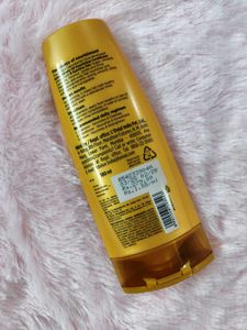 L'Oreal Paris Nourishing Conditioner