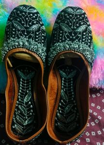 Beautiful Rajasthani Juti