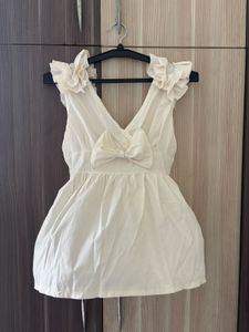 CLINCHED WAIST with BOW TOP
