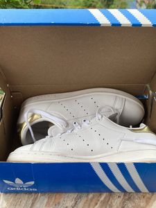 PRICE DROP!!! Adidas Originals Stansmith