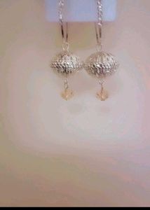 Stunning Pair of Earrings