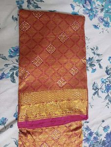 Elegant rani pink Banarasi Silk Saree without blou