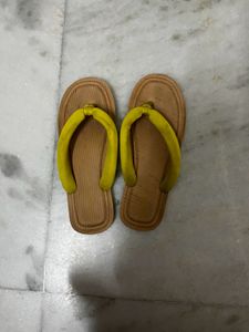 Max Classy Yellow Flip flops