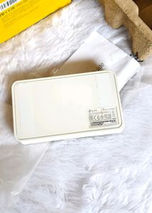 8-Port 10/100Mbps Desktop Switch