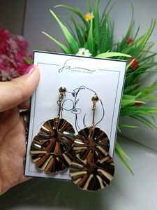 Pack Of 2 Pinteresty Golden Earrings