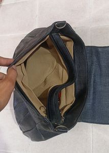 Elegant Light Weight Bag