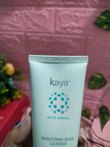 Kaya White Lumenis Brightening Beads Cleanser