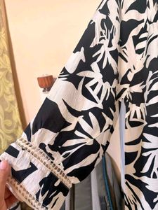Madame Black &amp; White Floral Kurta