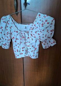 White Floral Puff Sleeve Crop Top