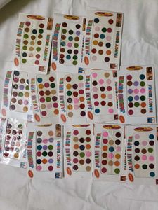 22 pages Assorted Fancy Bindi Sets