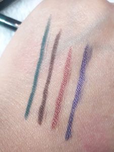 MyGlamm Manish Malhotra 24HR Kajal Eyeliner Emeral