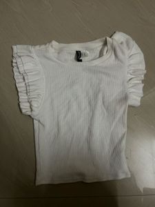 H&amp;M Chic Cropped  Top