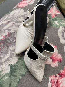 Chic White Croc-Embossed Heeled Mules