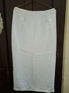 Chic White Midi Skirt with Slit