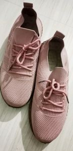 casual shoes for women