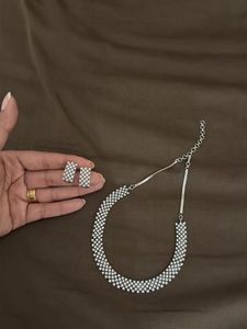 Sparkling Necklace and Earring Set