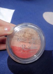 Miss Claire Rainbow Highlighter