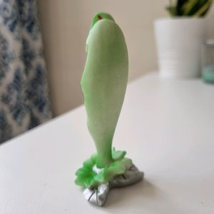 Stunning Angel Figurine / Show Piece