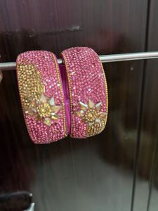 Stunning Pink &amp; Gold Crystal glass Bangles