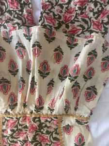Beautiful Floral Print Kurta Set