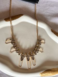Newyork&amp;Co Floral Stone Neckpiece