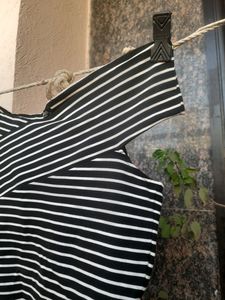 Off/cross Shoulder Top